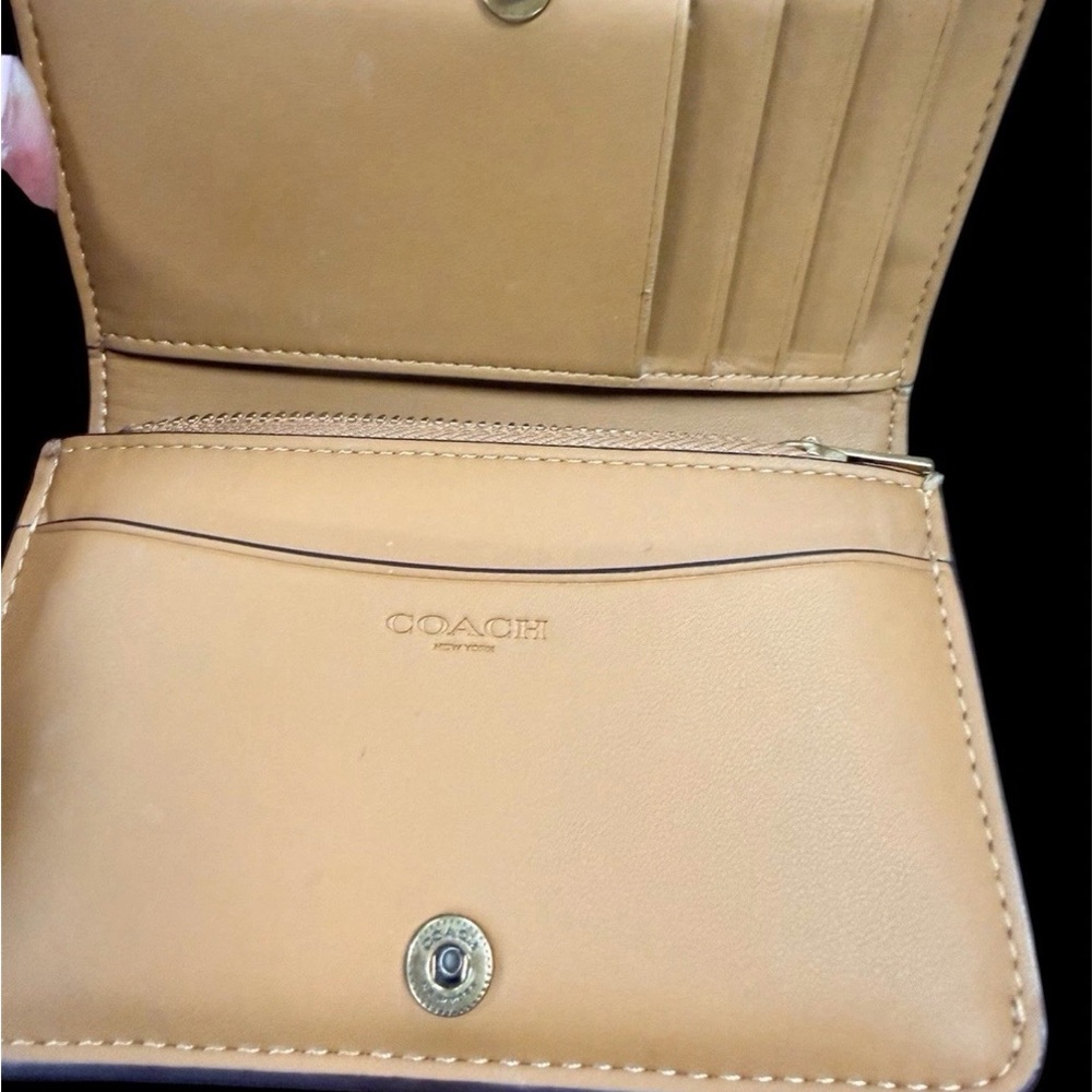Coach Tan Leather Card Case with Gold Accent - Picture 3 of 4